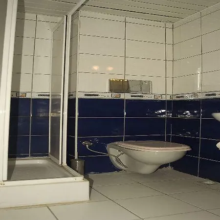 Ξενοδοχείο με διαμερίσματα Sayar