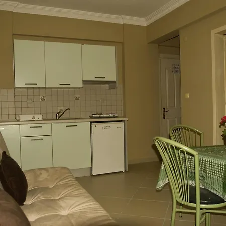 Sayar Aparthotel 2*