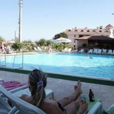 Apart Otel Sayar 2*