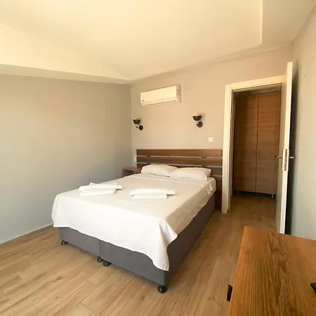 Aparthotel Sayar